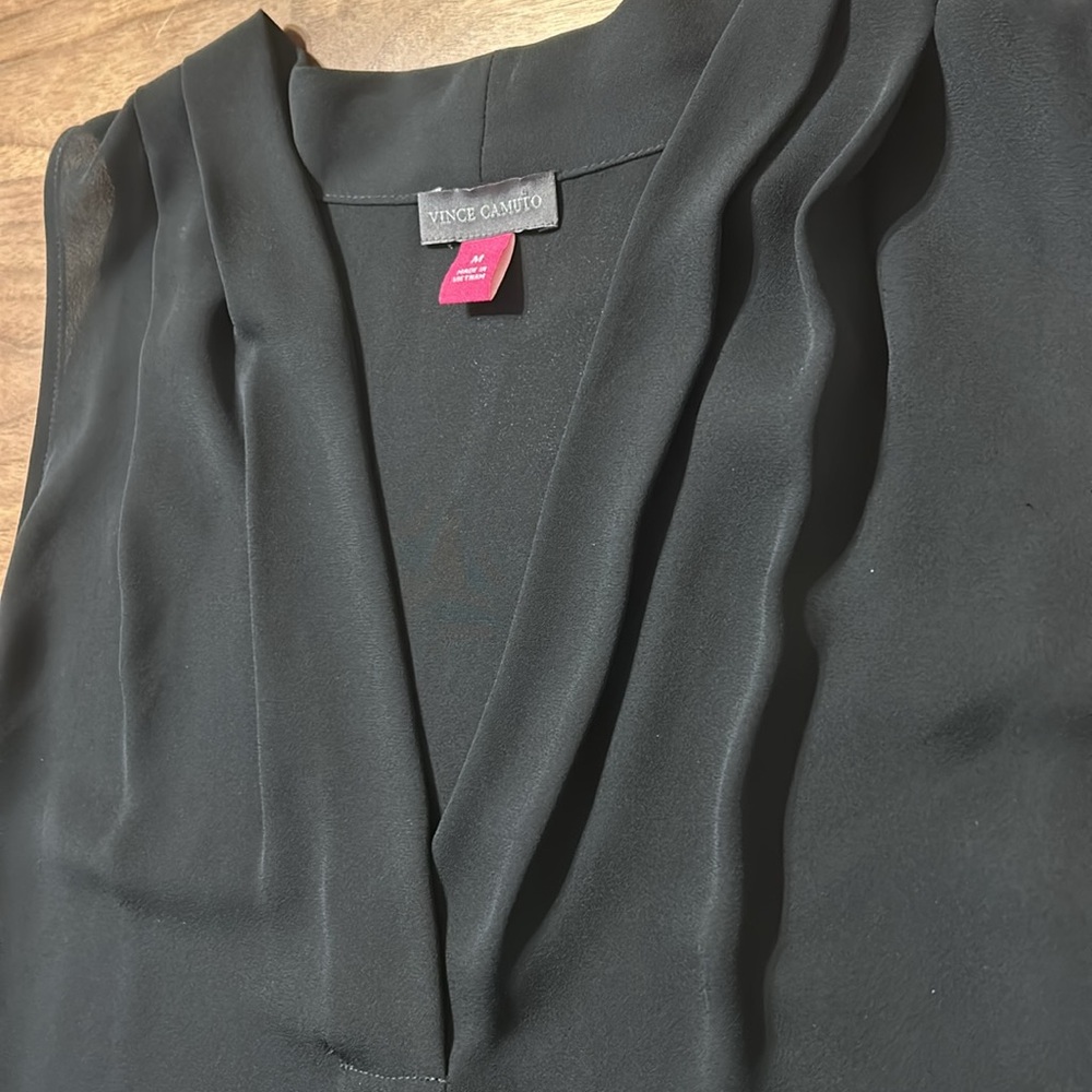 Vince Camuto Black Sleeveless Top Semi Sheer Vneck size Medium - Picture 3 of 3